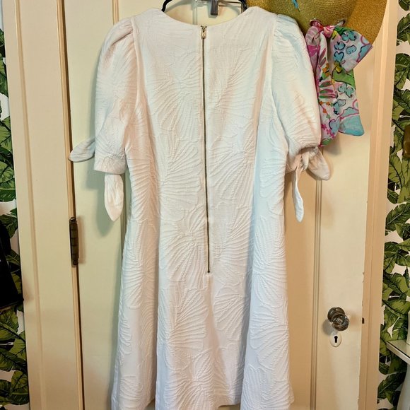 Lilly Pulitzer White Dress Size 12 - Picture 2 of 3